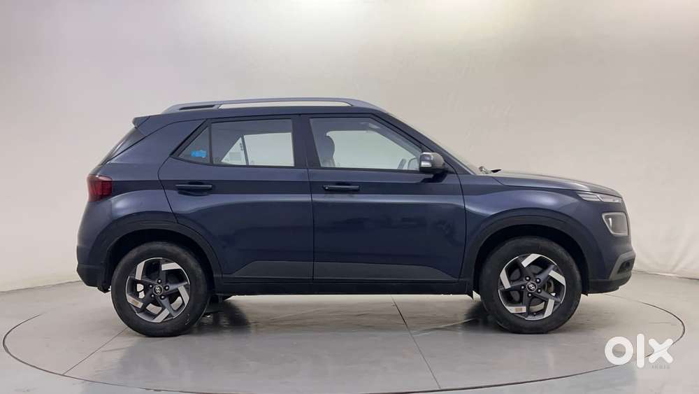 Hyundai Venue 1.2 S Plus, 2022, Petrol