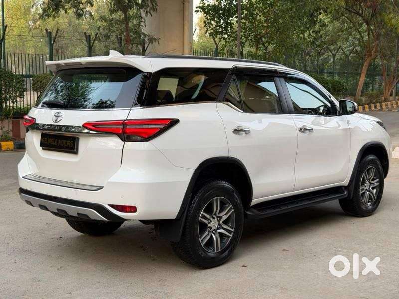 Toyota Fortuner 4x2 At 2.7 Petrol, 2022, Petrol