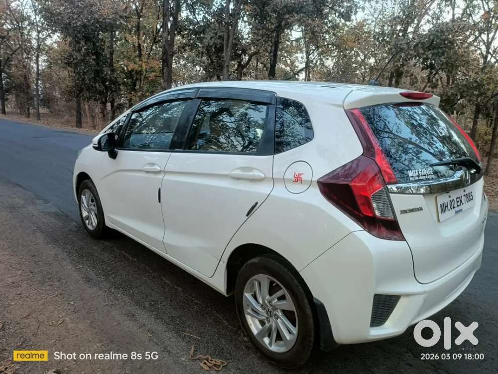 Lady Professor Use Car.honda Jazz 2017 Petrol 20000 Km Driven