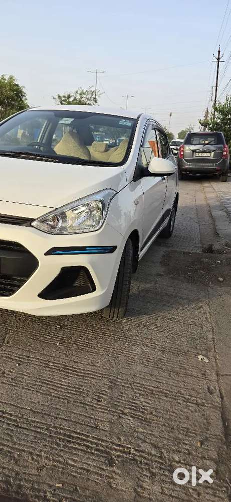 Hyundai Xcent Petrol&cng Top Condition