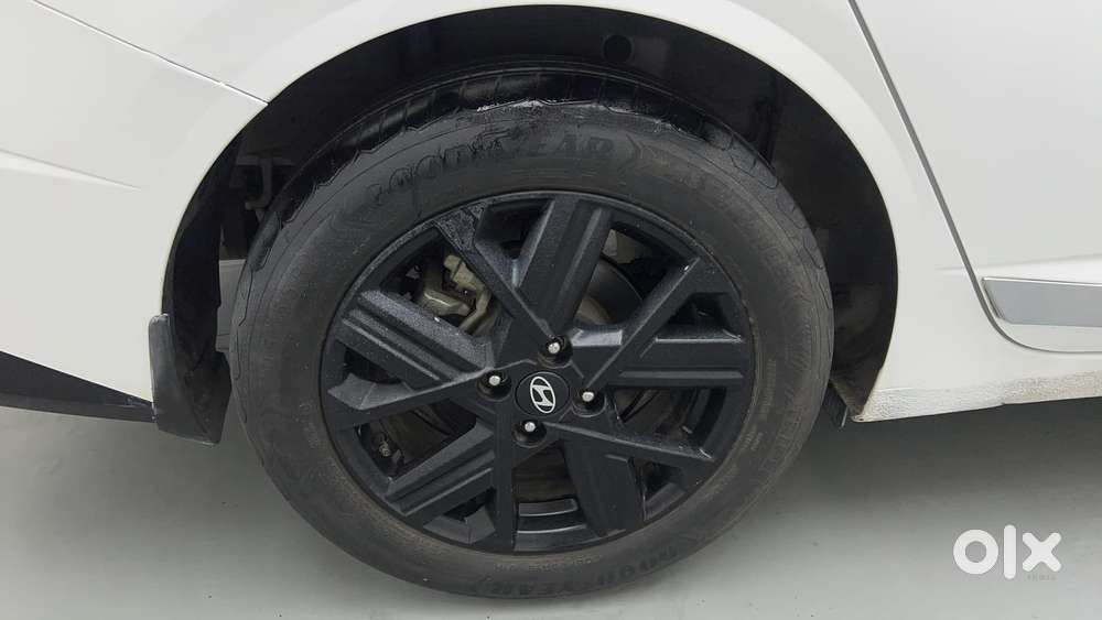 Hyundai Verna 1.5 Sx (o) Turbo Petrol Dct, 2023, Petrol