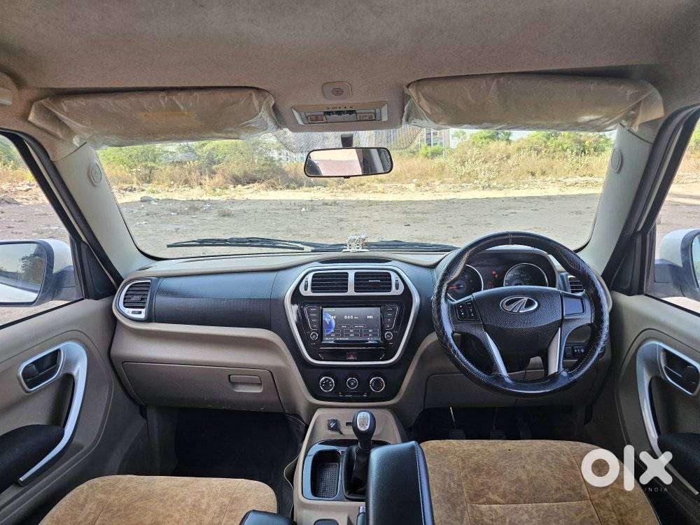 Mahindra Tuv 300 T10, 2019, Diesel