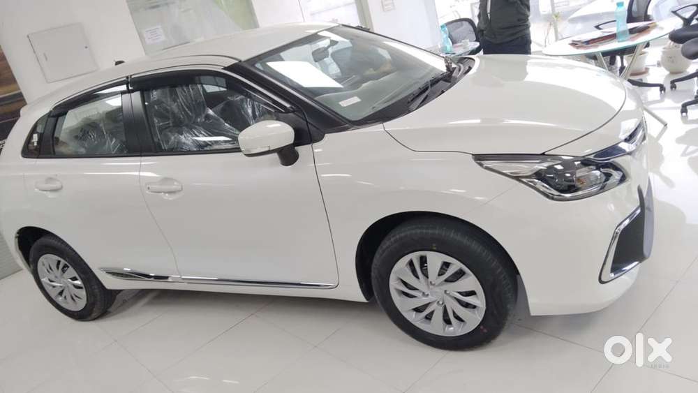 Toyota Glanza Hybrid 2025