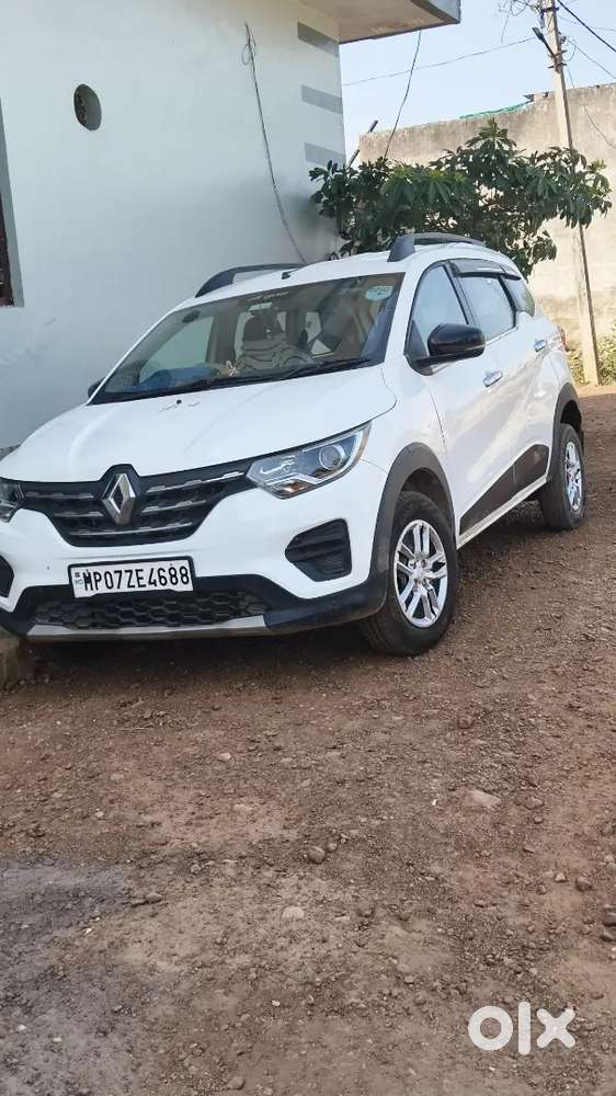 Renault Triber 2023 Petrol Well Maintained