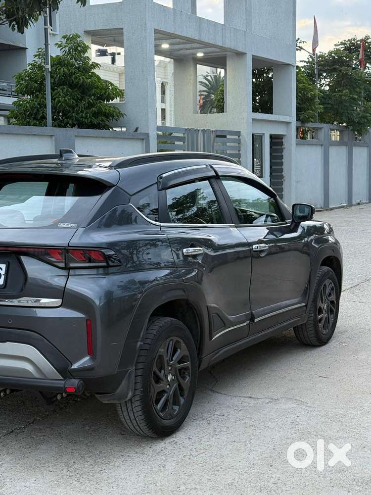 Maruti Suzuki Fronx Delta Plus 1.2 Mt, 2023, Petrol