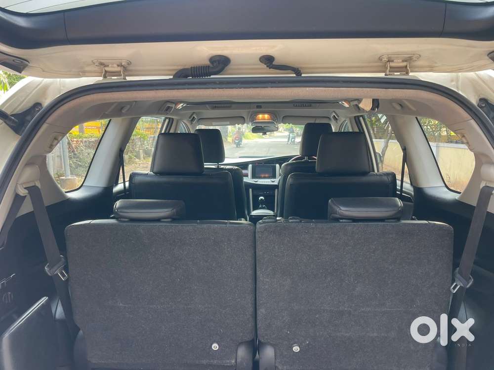 Toyota Innova Crysta 2.5z, 2017, Diesel