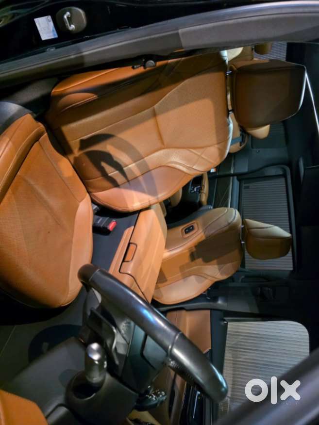 Toyota Vellfire, 2023, Petrol