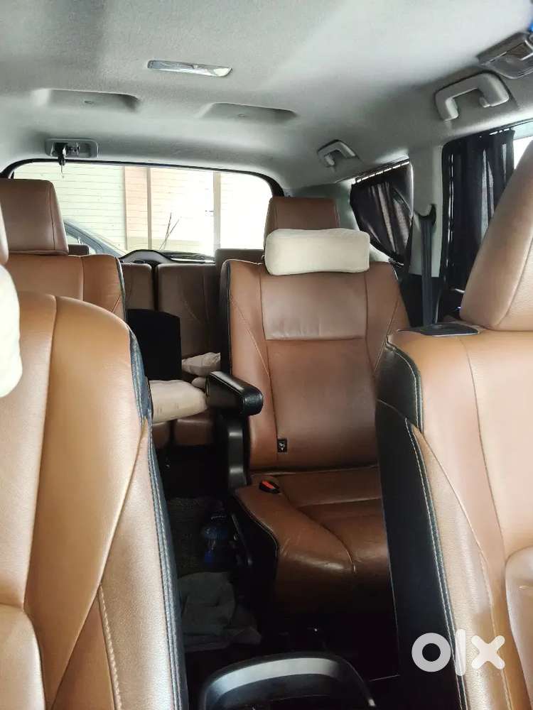Toyota Innova Crysta 2018 Diesel Well Maintained