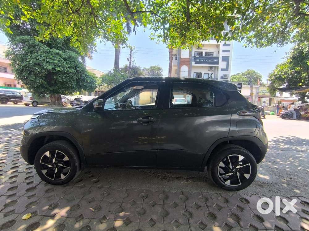 Tata Punch 1.2 Revotron Accomplished Camo Amt, 2023, Petrol