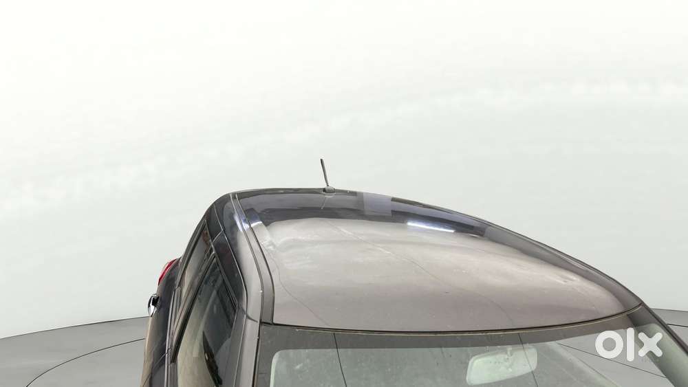 Maruti Suzuki Swift 1.2 Lxi (o), 2017, Petrol