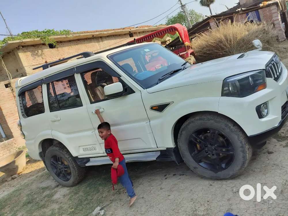 Mahindra Scorpio 2015 Diesel 75000 Km Driven