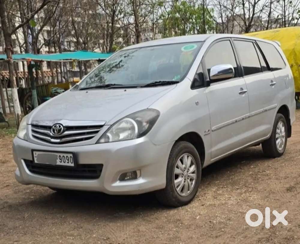 Toyota Innova 2.5 Vx 2012