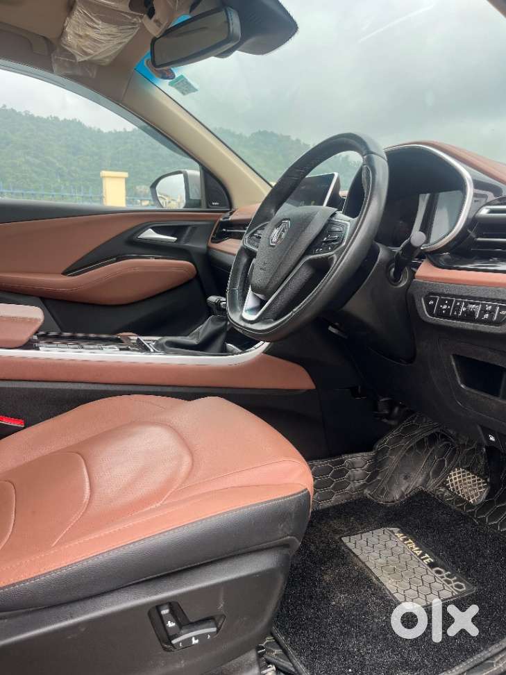 Mg Hector Plus Savvy Pro 1.5 Turbo Petrol Cvt 7 Str, 2024, Petrol