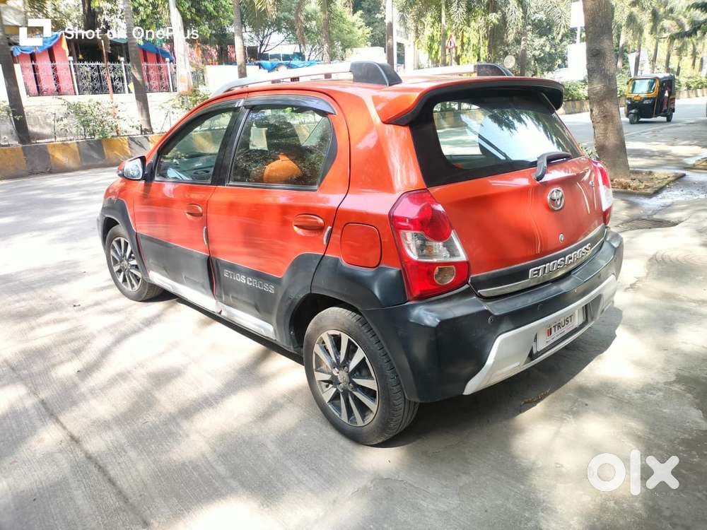Toyota Etios Cross 1.2l G, 2015, Petrol