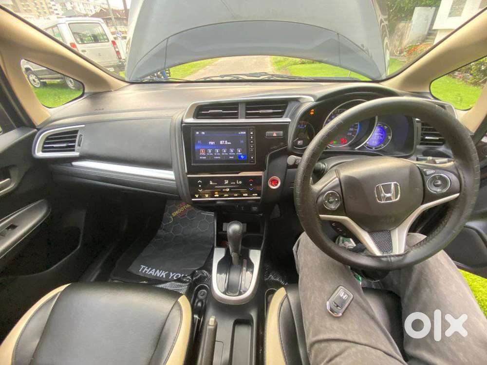 Honda Jazz 1.2 Zx Cvt I-vtec, 2022, Petrol