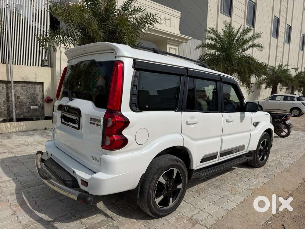 Mahindra Scorpio Classic 2023 Diesel Well Maintained