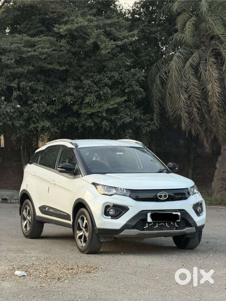 Tata Nexon 1.2 Revotron Xza Plus, 2021, Petrol