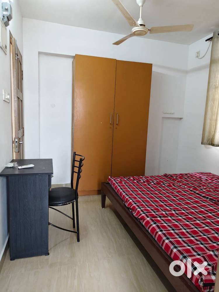 1RK in Panampilly Nagar