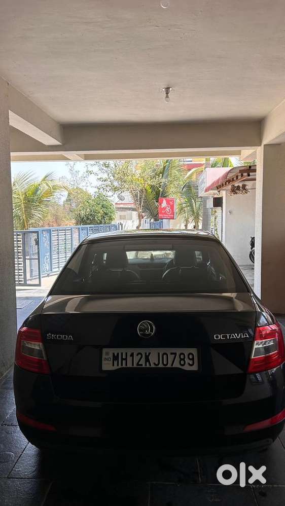 Skoda Octavia 2014 Diesel Well Maintained Spinny Cars24 Stay Away