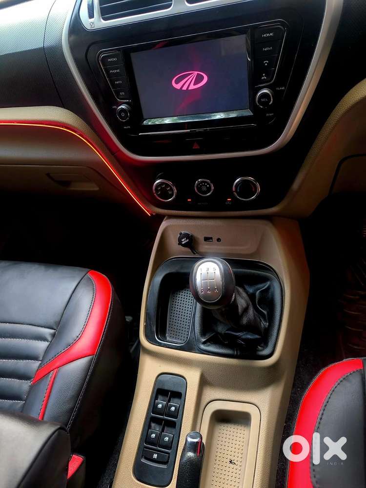 Mahindra Tuv 300 T10, 2018, Diesel