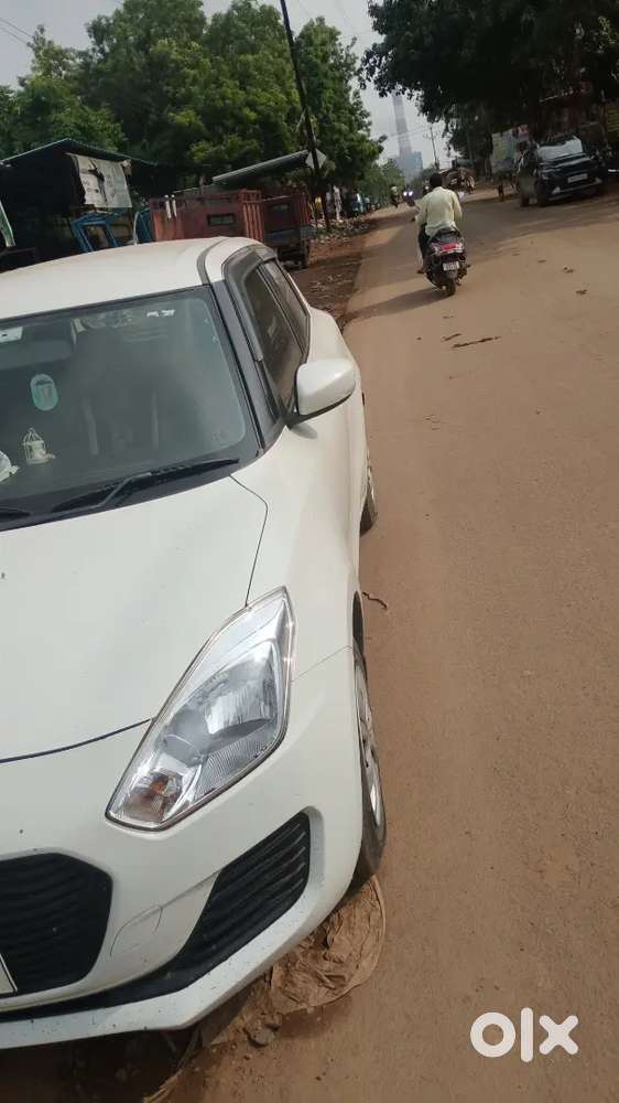 Maruti Suzuki Swift Vxi