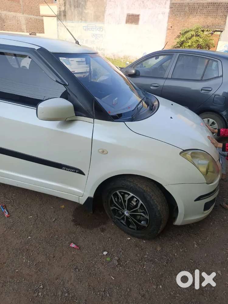 Maruti Suzuki New-gen Swift 2010 Argent Sell.