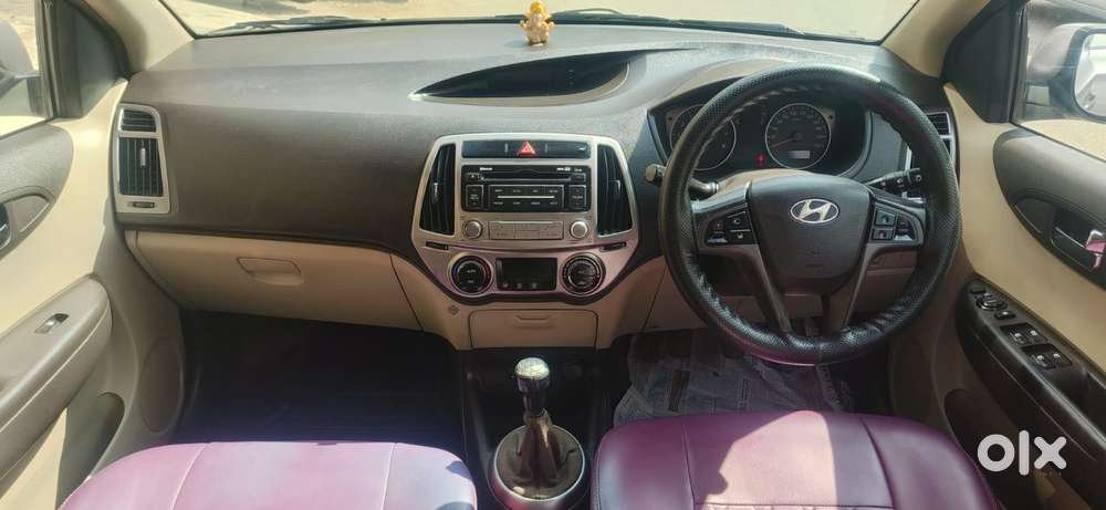 Hyundai I20 Sportz Plus, 2013, Petrol