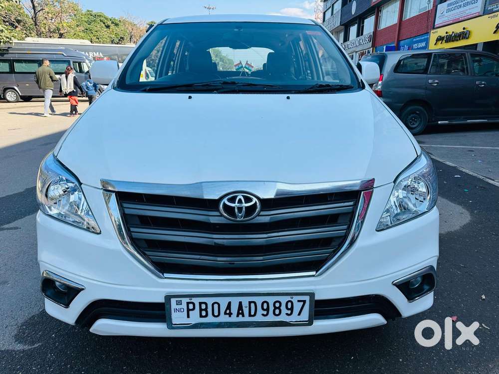 Toyota Innova 2.5 G (diesel) 7 Seater Bs Iv, 2015, Diesel
