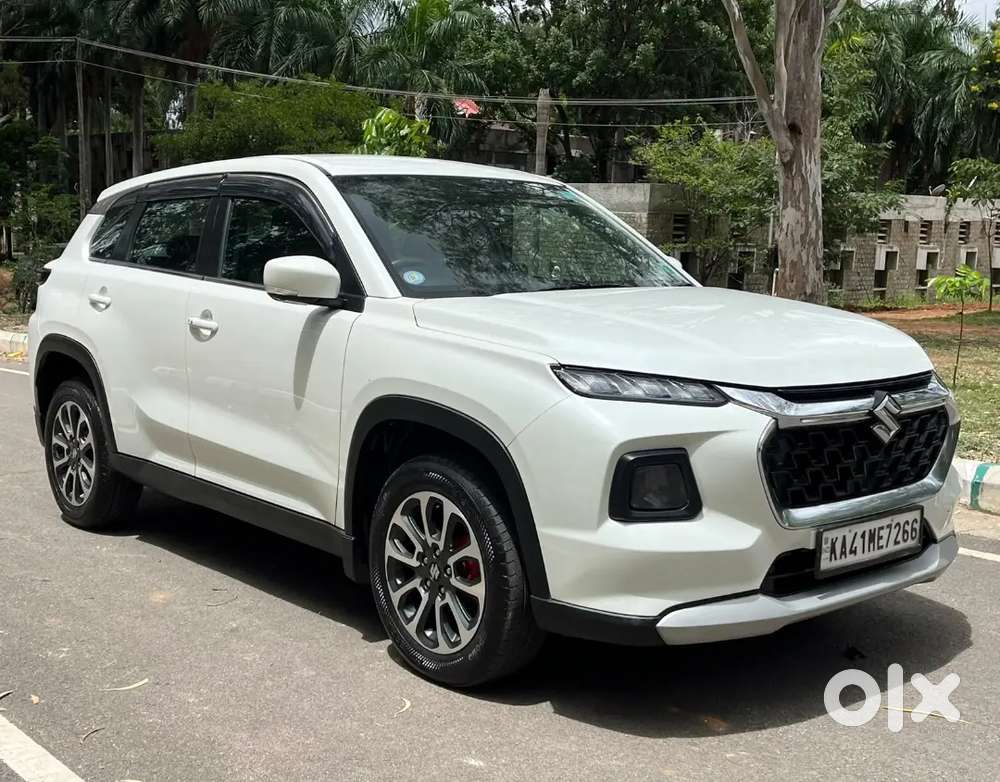 Maruti Suzuki Grand Vitara 2023 Petrol Well Maintained