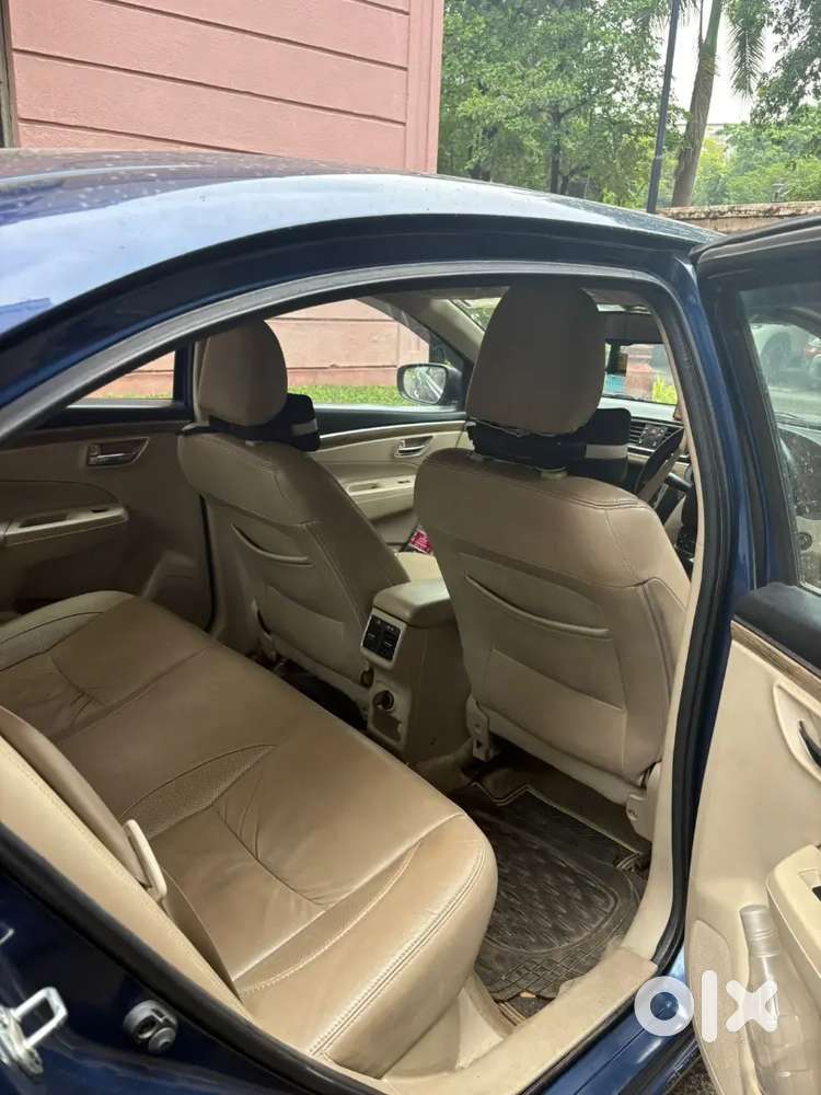 Ciaz Alpha Top Model Smarthybrid 1.5 Maruti 2018