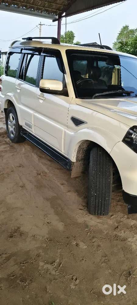 Mahindra Scorpio Classic 2019 Diesel 147000 Km Driven