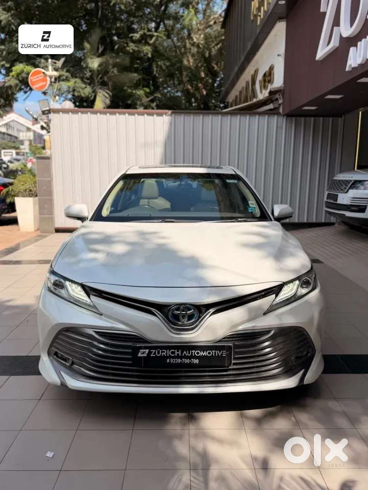 Toyota Camry Hybrid, 2019, Petrol