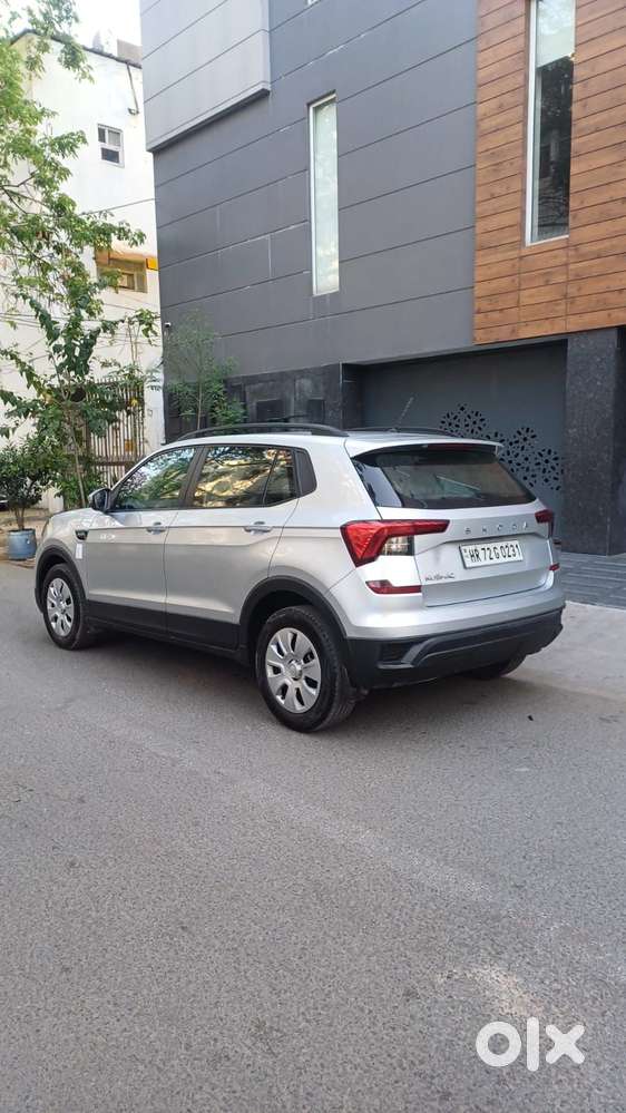 Skoda Kushaq 1.0 Tsi Active, 2022, Petrol