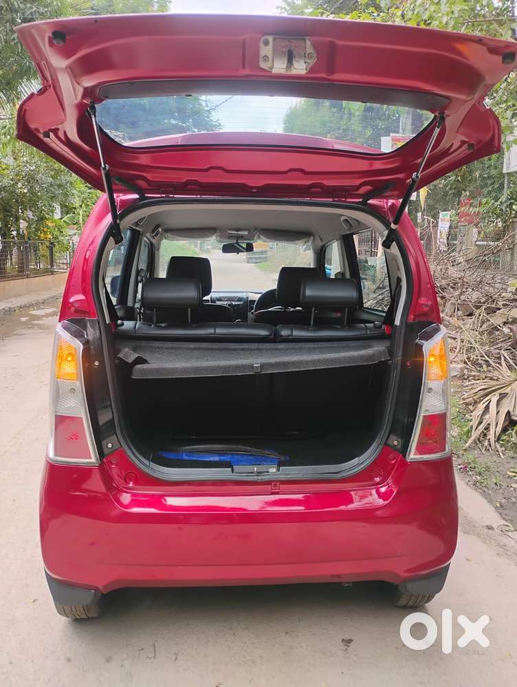 Maruti Suzuki Wagon R Stingray 1.0 Vxi Plus Amt, 2017, Petrol