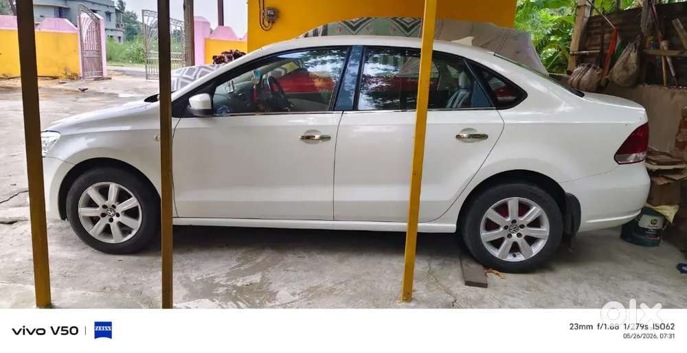 Volkswagen Vento 2011 Petrol