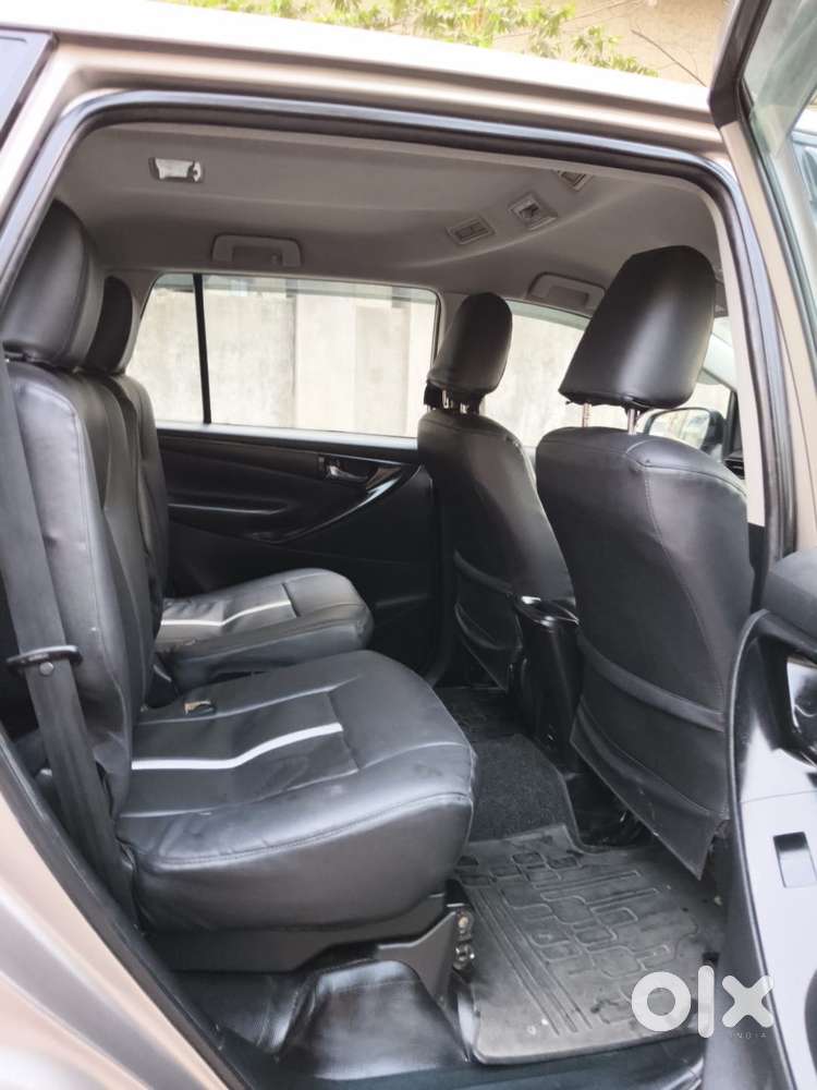 Toyota Innova Crysta 2.4 G Mt, 2017, Diesel