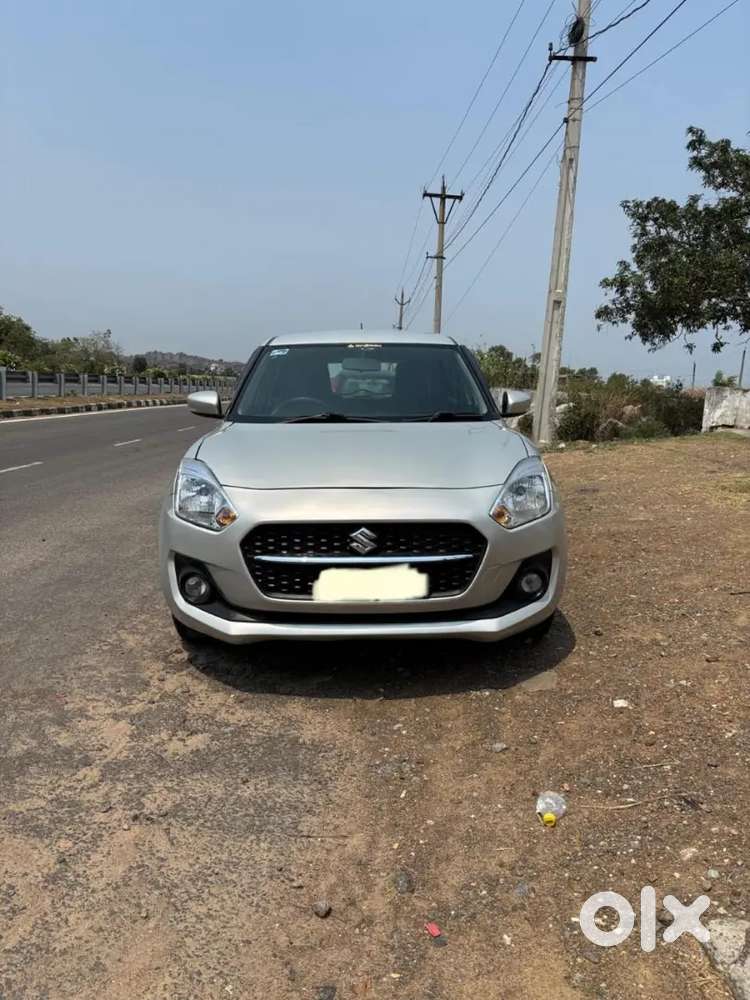 Maruti Suzuki Swift 2023 Petrol 70000 Km Driven