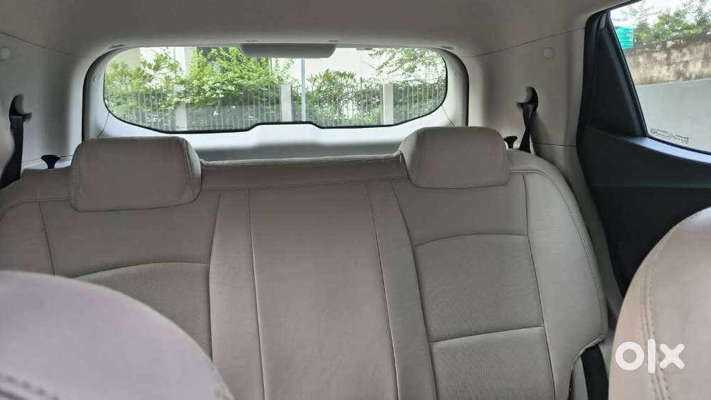 Mahindra Xuv300 W6, 2022, Petrol