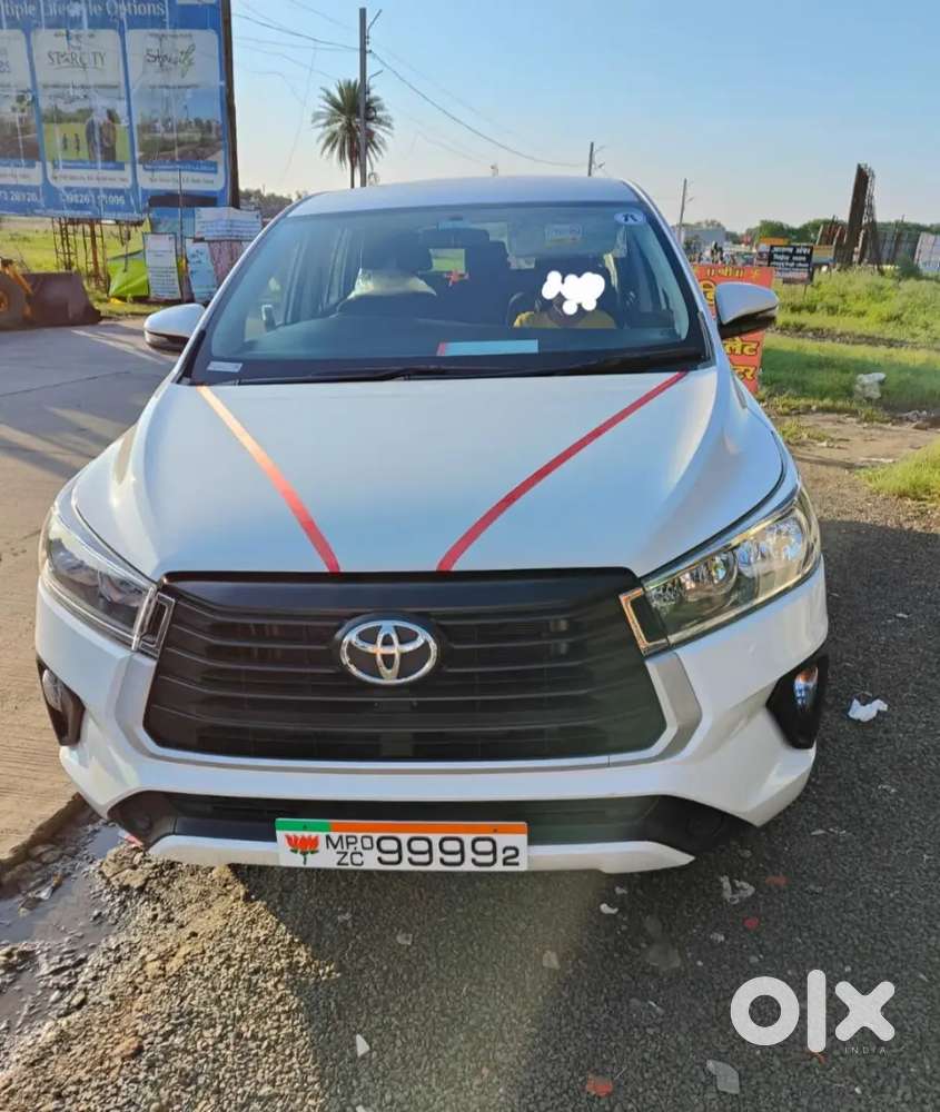 Toyota Innova Crysta 2022 Petrol 52000 Km Driven