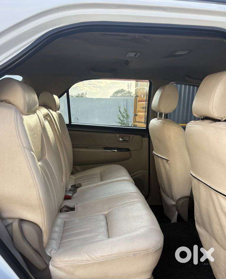 Toyota Fortuner 2011-2016 4x2 Manual, 2014, Diesel