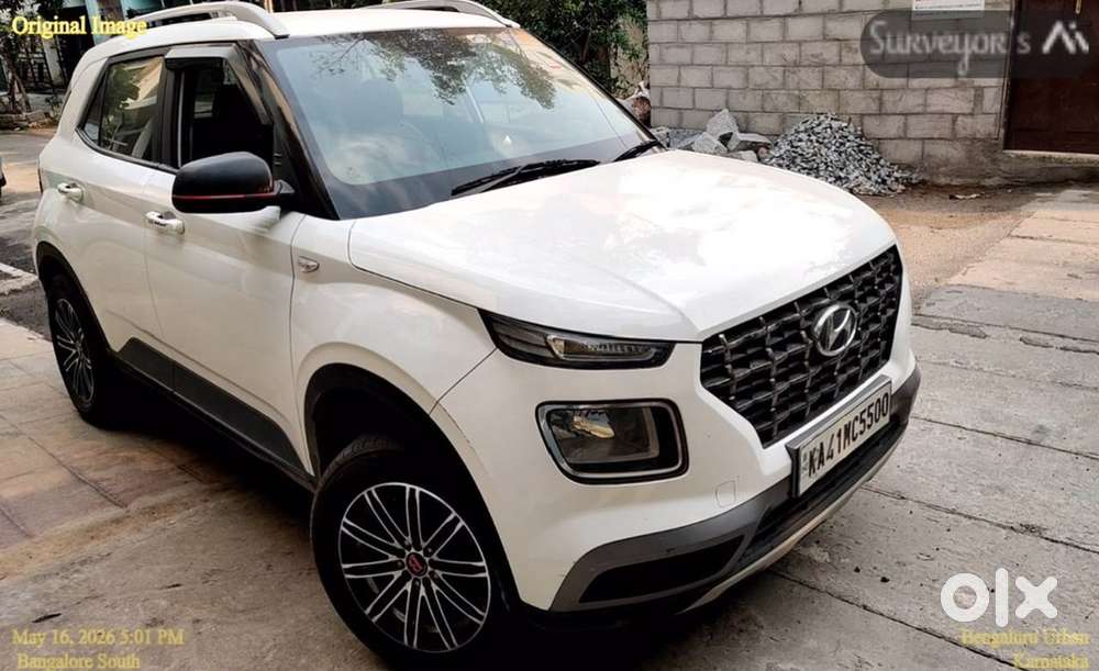 Hyundai Venue 2019 Petrol Well Maintained