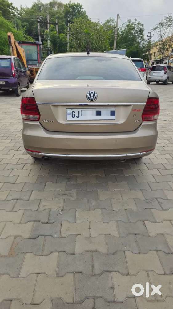 Volkswagen Vento 1.5 Tdi Highline At, 2015, Diesel