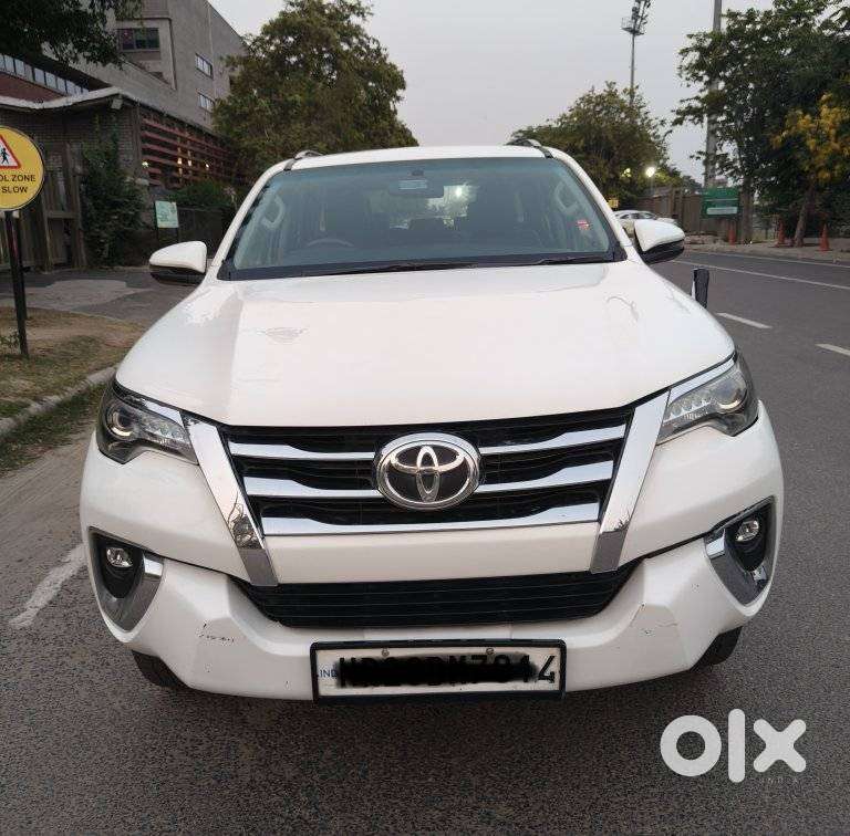 Toyota Fortuner 4x2 At 2.8 Diesel, 2018, Diesel