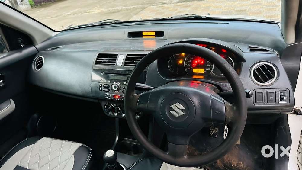 Maruti Suzuki Swift Dzire Vdi Bsiv, 2012, Diesel