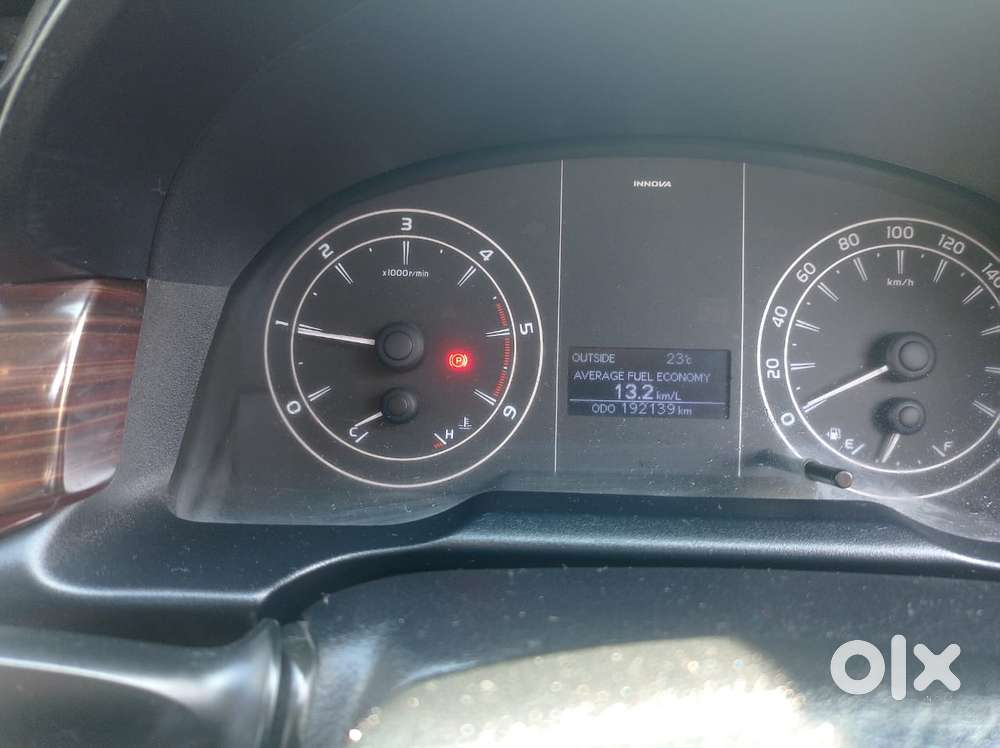 Toyota Innova Crysta 2.4 G Mt 7 Str, 2019, Diesel