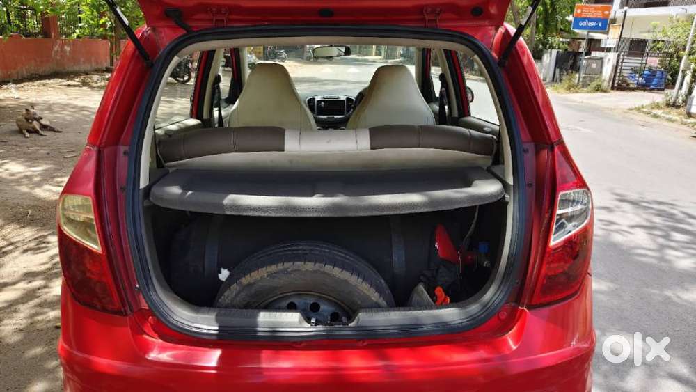 Hyundai I10 Magna 1.1l, 2011, Cng & Hybrids