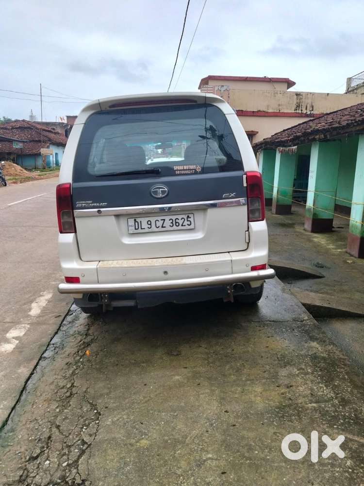Tata Safari Storme 2013 Diesel