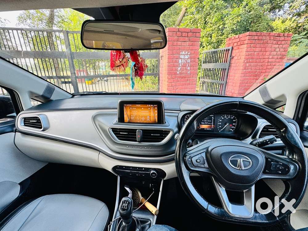 Tata Altroz Xza Petrol 2021