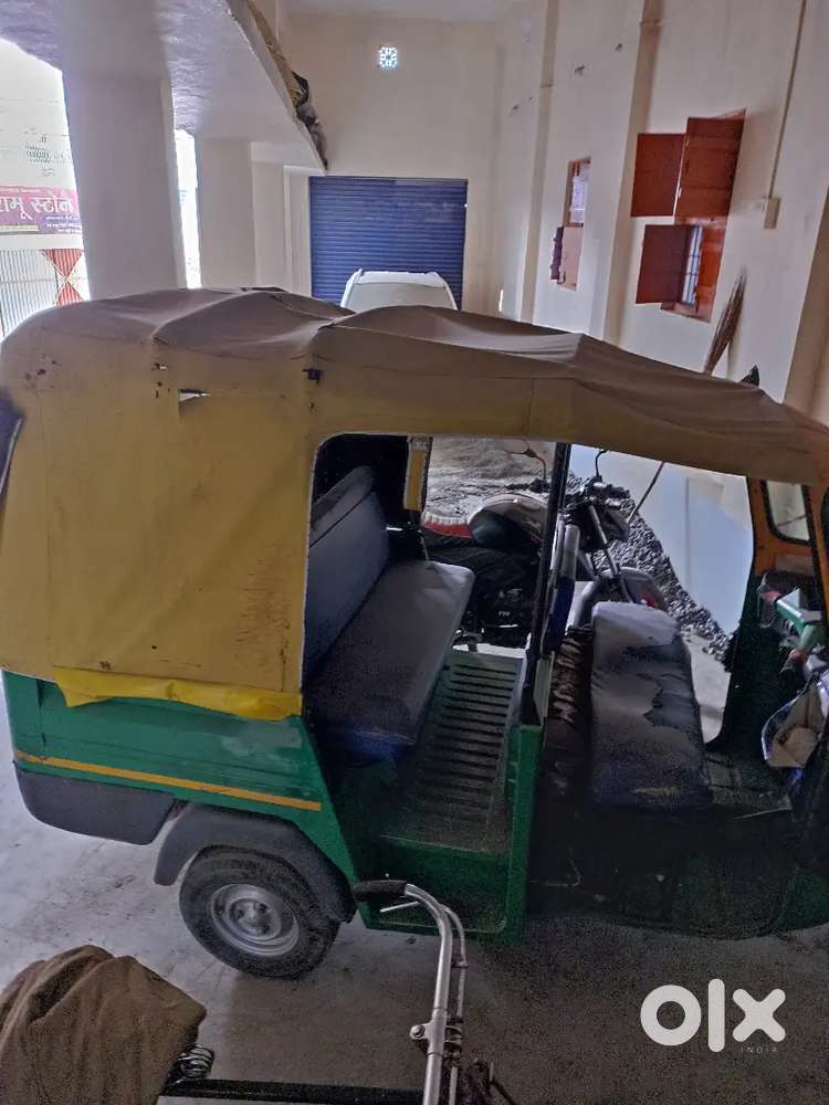 Mahindra Xuv500 2017 Diesel 125000 Km Driven