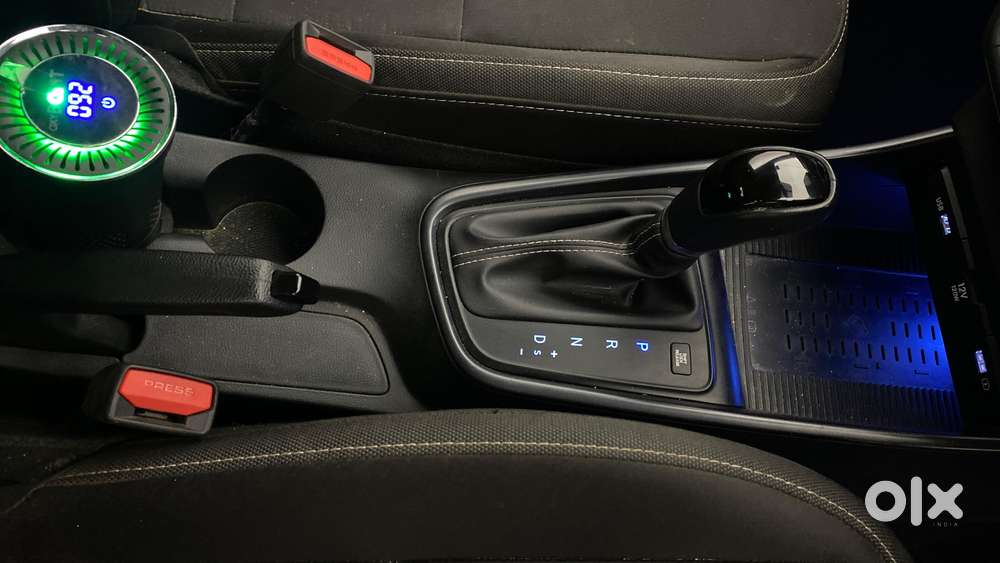 Hyundai New I20 1.2 Asta (o) Ivt, 2023, Petrol